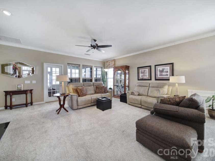 52083 Longspur Lane, Fort Mill, SC 29707.  MLS# CAR4354053, YatesRealty ID 3109. 