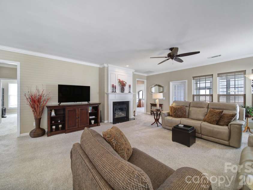 52083 Longspur Lane, Fort Mill, SC 29707.  MLS# CAR4354053, YatesRealty ID 3109. 