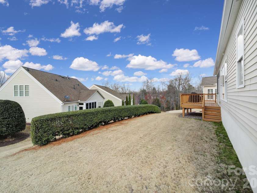 52083 Longspur Lane, Fort Mill, SC 29707.  MLS# CAR4354053, YatesRealty ID 3109. 