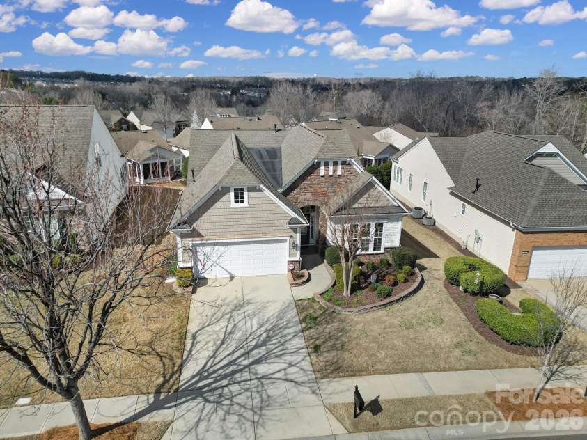 52083 Longspur Lane, Fort Mill, SC 29707.  MLS# CAR4354053, YatesRealty ID 3109. 