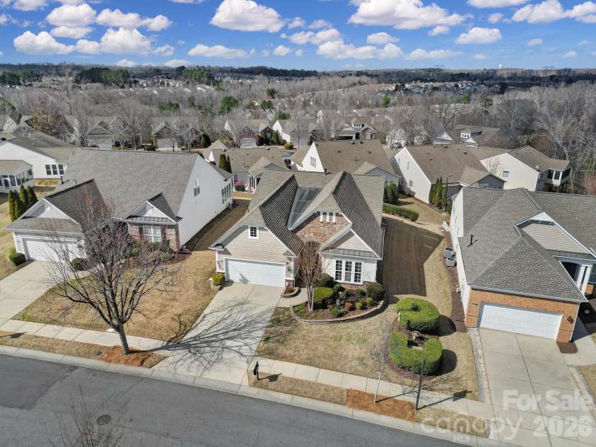 52083 Longspur Lane, Fort Mill, SC 29707.  MLS# CAR4354053, YatesRealty ID 3109. 
