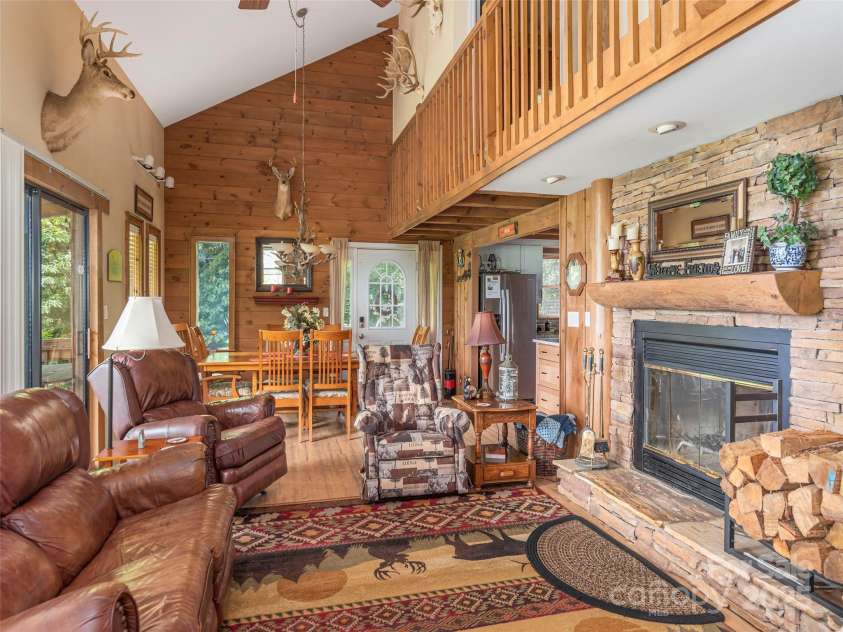 236 Dove Drive, Maggie Valley, NC 28751.  MLS# CAR4289160, YatesRealty ID 31090. 
