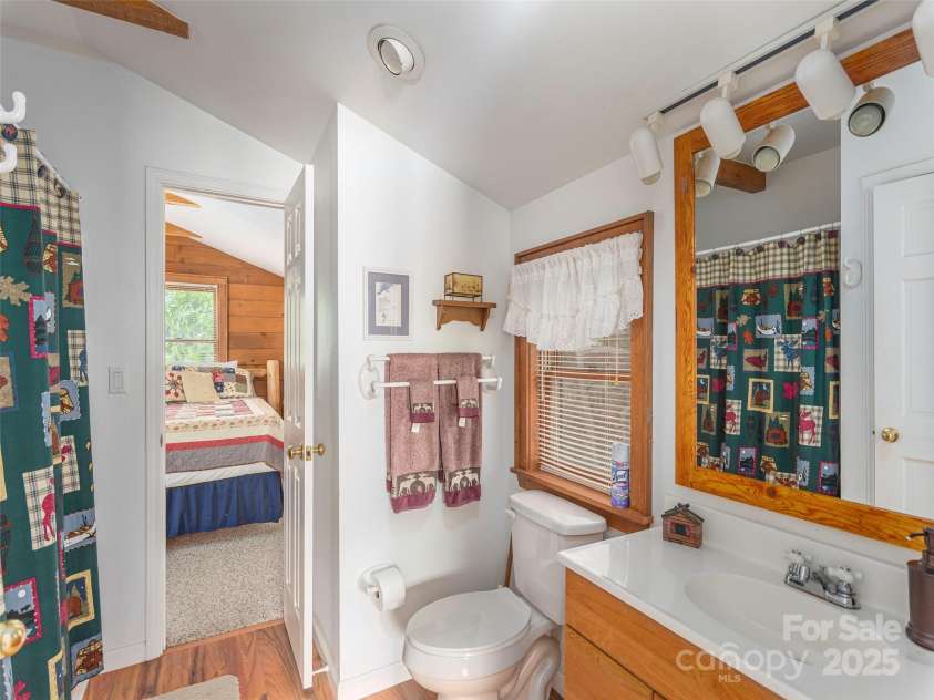 236 Dove Drive, Maggie Valley, NC 28751.  MLS# CAR4289160, YatesRealty ID 31090. 