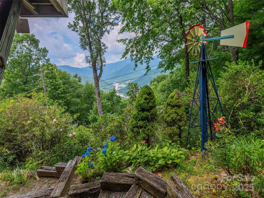 236 Dove Drive, Maggie Valley, NC 28751.  MLS# CAR4289160, YatesRealty ID 31090. 