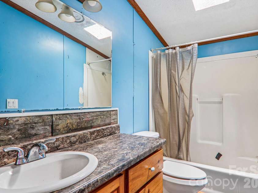19 Dot Street, Clyde, NC 28721.  MLS# CAR4388796, YatesRealty ID 31092. 