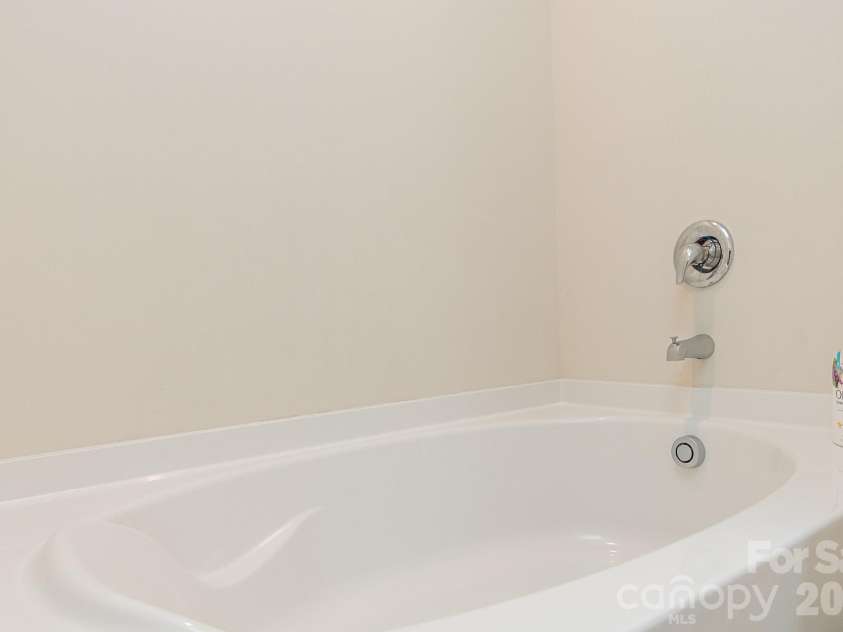 116 Ridge Road, Lexington, NC 27295.  MLS# CAR4406882, YatesRealty ID 31094. 