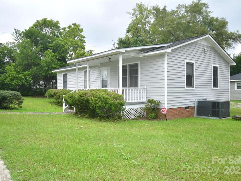 6458 Matson Street, Kershaw, SC 29067.  MLS# CAR4290013, YatesRealty ID 31095. 