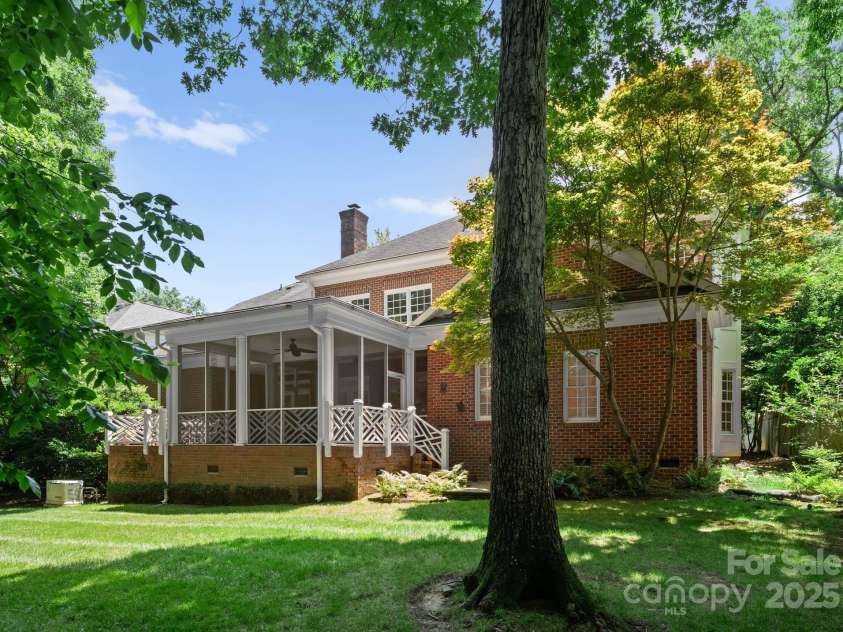 4301 Fairview Oaks Drive, Charlotte, NC 28211.  MLS# CAR4170796, YatesRealty ID 31096. Rear Exterior