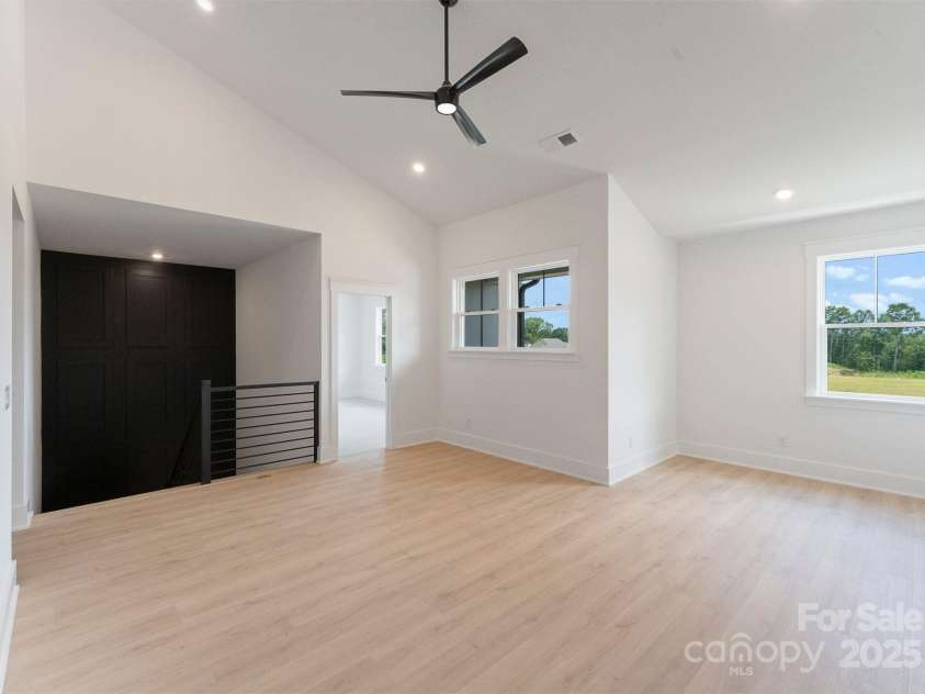 2007 Kendall Drive, Wesley Chapel, NC 28173.  MLS# CAR4207149, YatesRealty ID 31097. Loft