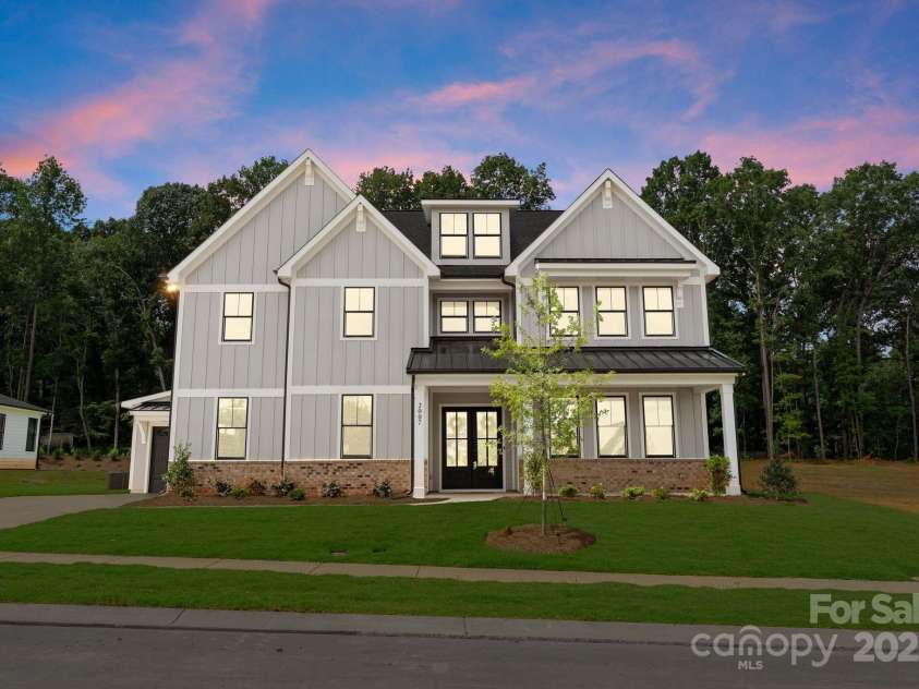 2007 Kendall Drive, Wesley Chapel, NC 28173.  MLS# CAR4318706, YatesRealty ID 31097. 