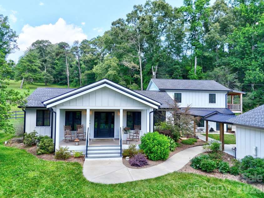 23 Lindsey Loop Road, Fletcher, NC 28732.  MLS# CAR4393989, YatesRealty ID 31097. 