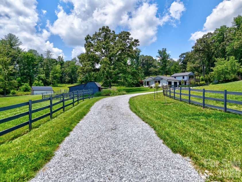 23 Lindsey Loop Road, Fletcher, NC 28732.  MLS# CAR4393989, YatesRealty ID 31097. 