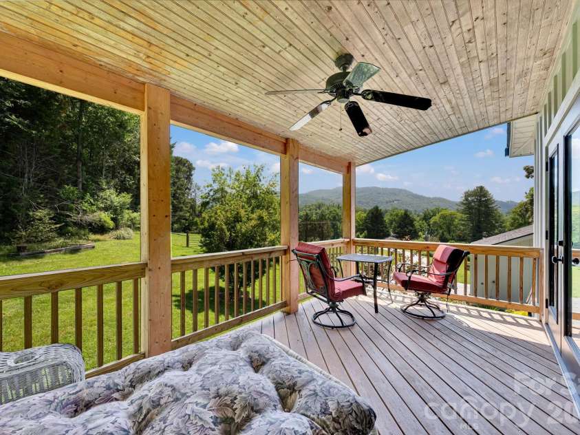 23 Lindsey Loop Road, Fletcher, NC 28732.  MLS# CAR4393989, YatesRealty ID 31097. 
