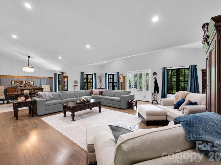 23 Lindsey Loop Road, Fletcher, NC 28732.  MLS# CAR4393989, YatesRealty ID 31097. 