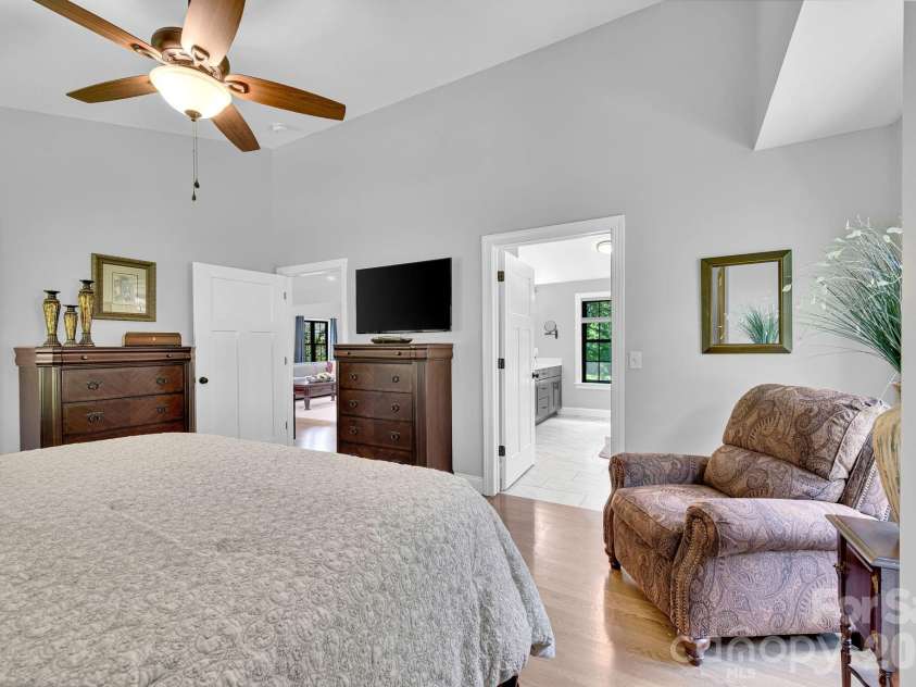 23 Lindsey Loop Road, Fletcher, NC 28732.  MLS# CAR4393989, YatesRealty ID 31097. 