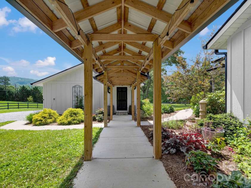 23 Lindsey Loop Road, Fletcher, NC 28732.  MLS# CAR4393989, YatesRealty ID 31097. 