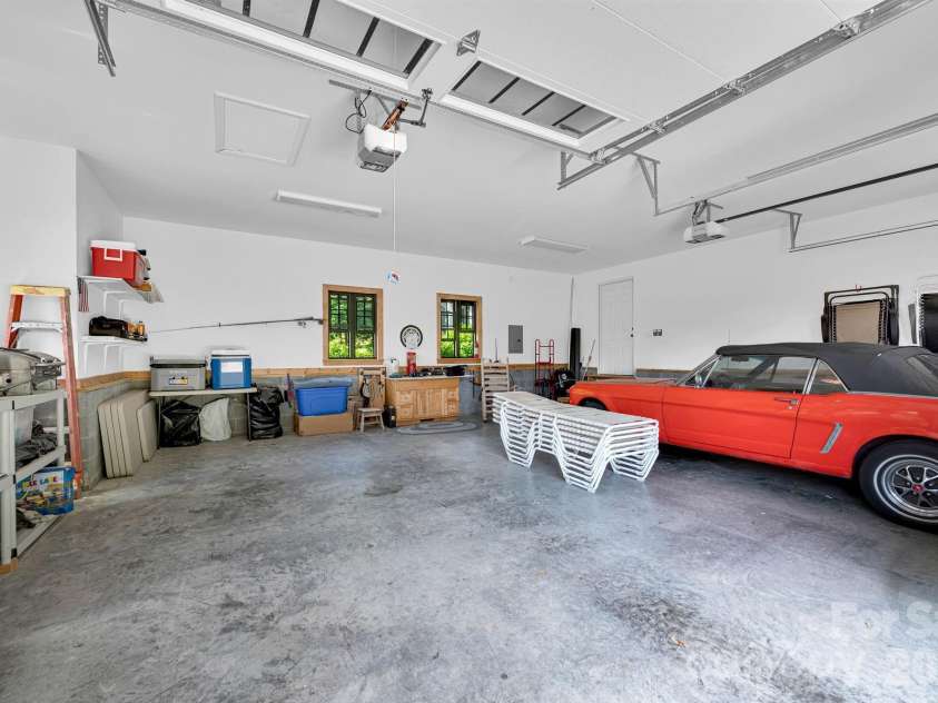 23 Lindsey Loop Road, Fletcher, NC 28732.  MLS# CAR4393989, YatesRealty ID 31097. 
