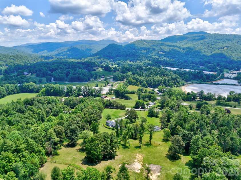 23 Lindsey Loop Road, Fletcher, NC 28732.  MLS# CAR4393989, YatesRealty ID 31097. 