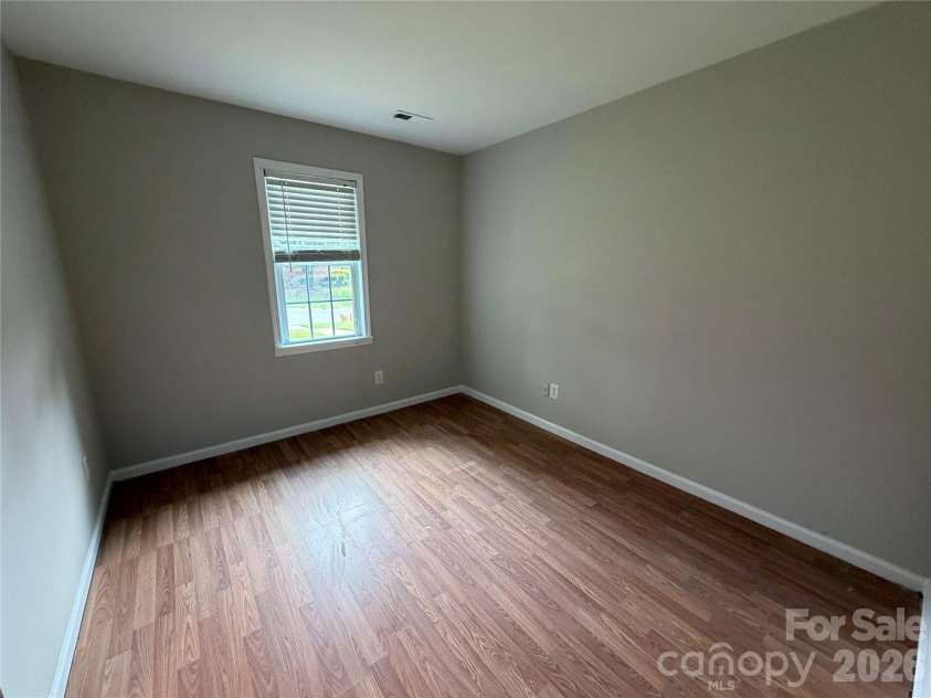 7101 Riding Trail Road, Charlotte, NC 28212.  MLS# CAR4391027, YatesRealty ID 31098. 