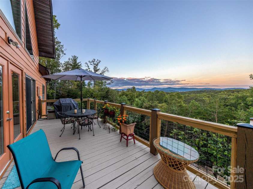 18 Timber Moss Drive, Asheville, NC 28804.  MLS# CAR4299629, YatesRealty ID 31099. A view that never gets old!