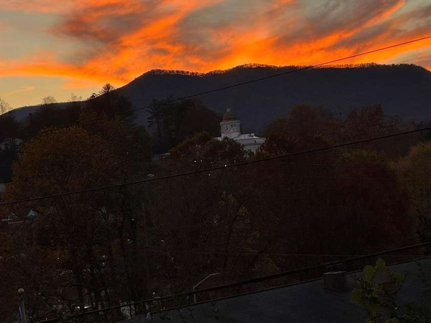 16 Drury Lane, Sylva, NC 28779.  MLS# CAR4320345, YatesRealty ID 311. 