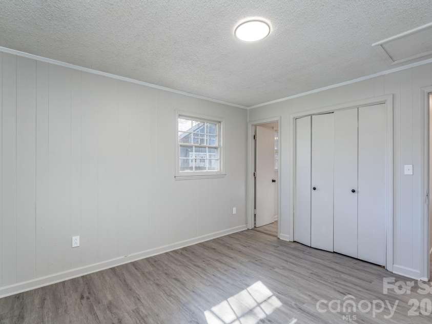 37 Cedarvilla Drive, Rock Hill, SC 29730.  MLS# CAR4335641, YatesRealty ID 3110. 