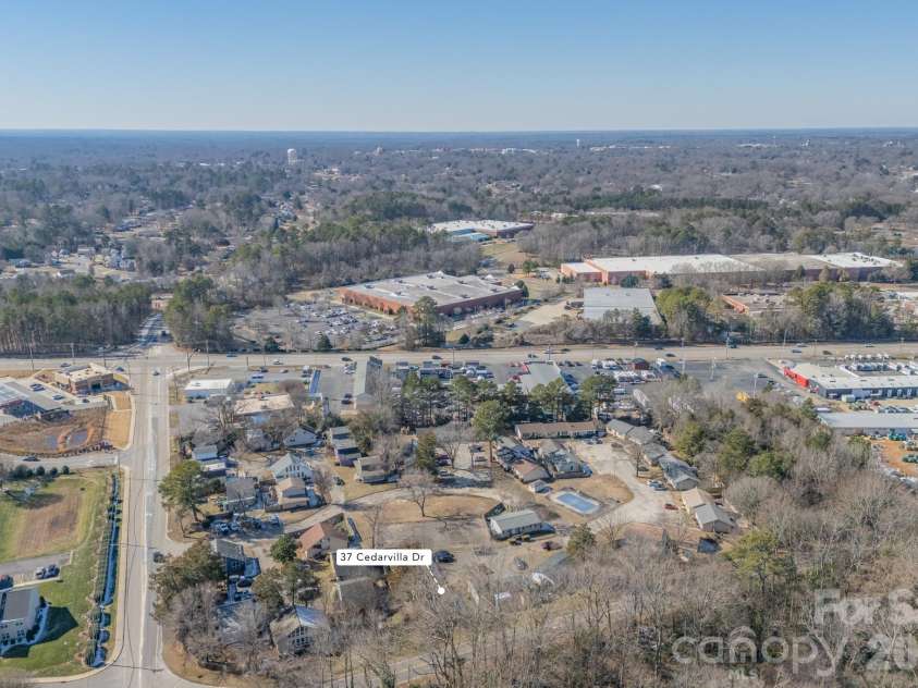 37 Cedarvilla Drive, Rock Hill, SC 29730.  MLS# CAR4335641, YatesRealty ID 3110. 