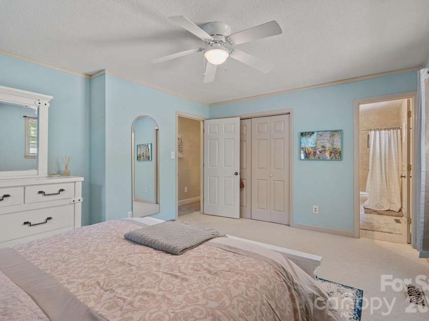 2099 Rock Springs Circle, Denver, NC 28037.  MLS# CAR4389793, YatesRealty ID 31100. 