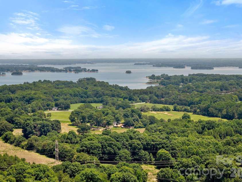 2099 Rock Springs Circle, Denver, NC 28037.  MLS# CAR4389793, YatesRealty ID 31100. Close proximity to Lake Norman
