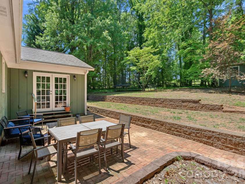 2099 Rock Springs Circle, Denver, NC 28037.  MLS# CAR4389793, YatesRealty ID 31100. Terrace