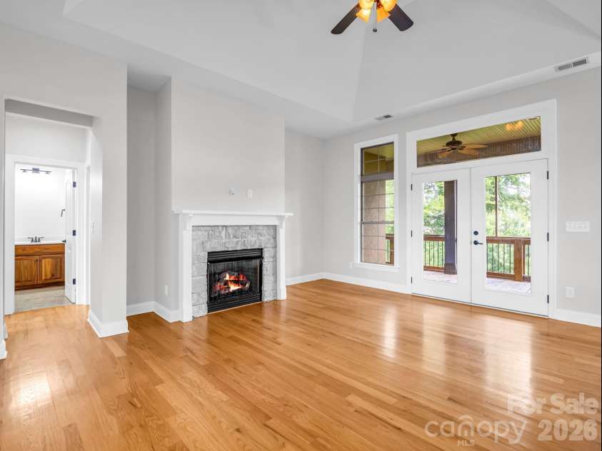 113 Deer Brook Drive, Shelby, NC 28150.  MLS# CAR4394416, YatesRealty ID 31101. 