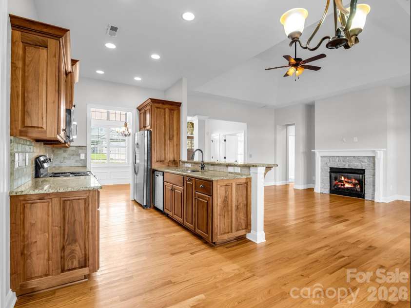 113 Deer Brook Drive, Shelby, NC 28150.  MLS# CAR4394416, YatesRealty ID 31101. 