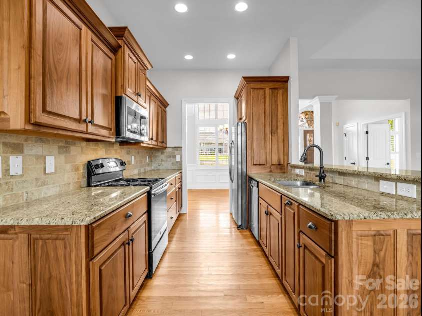 113 Deer Brook Drive, Shelby, NC 28150.  MLS# CAR4394416, YatesRealty ID 31101. 