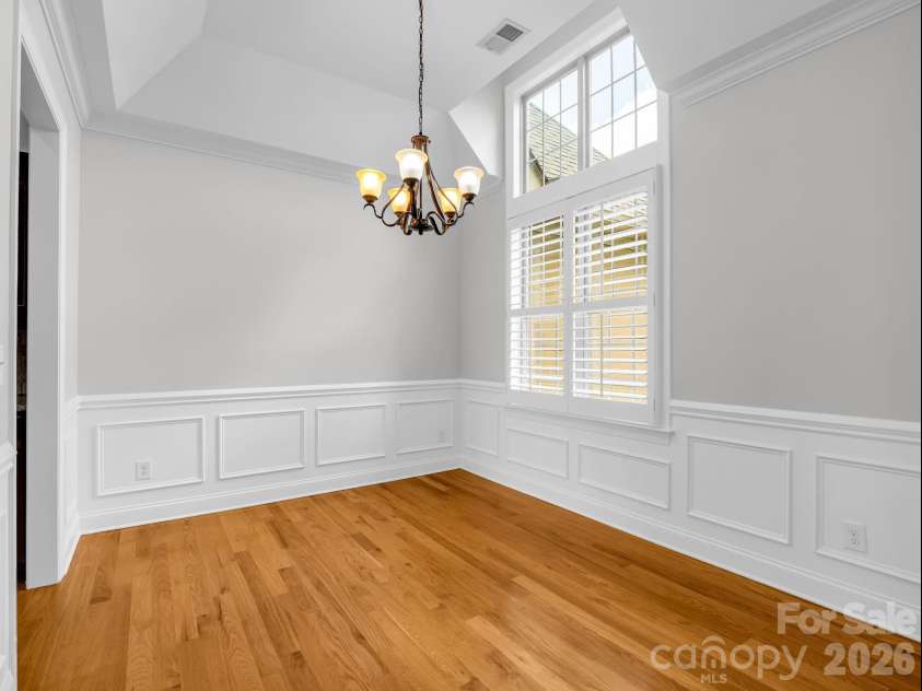 113 Deer Brook Drive, Shelby, NC 28150.  MLS# CAR4394416, YatesRealty ID 31101. 