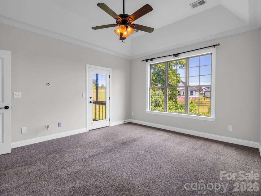 113 Deer Brook Drive, Shelby, NC 28150.  MLS# CAR4394416, YatesRealty ID 31101. 