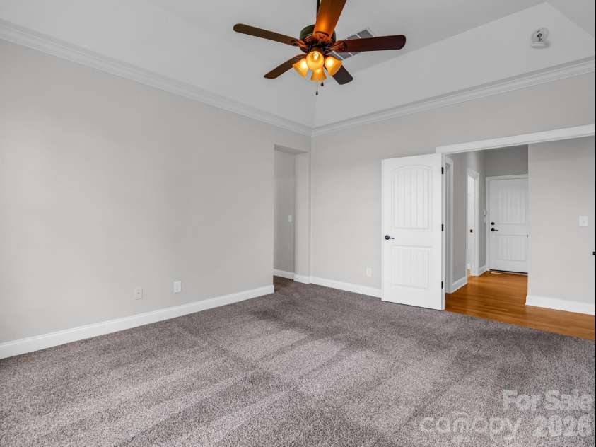 113 Deer Brook Drive, Shelby, NC 28150.  MLS# CAR4394416, YatesRealty ID 31101. 