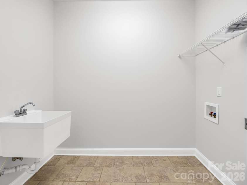 113 Deer Brook Drive, Shelby, NC 28150.  MLS# CAR4394416, YatesRealty ID 31101. 