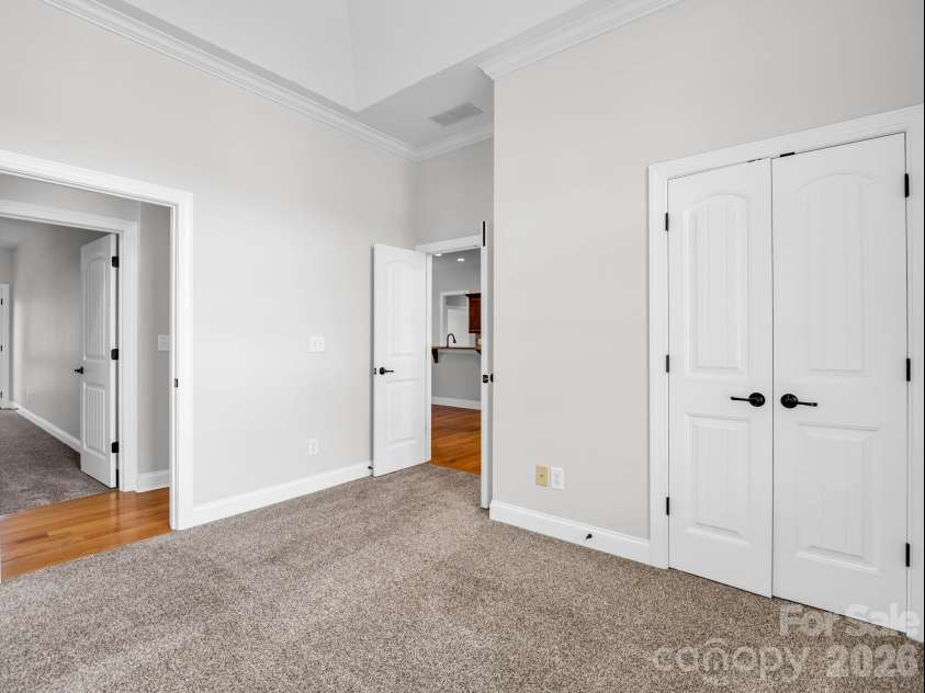 113 Deer Brook Drive, Shelby, NC 28150.  MLS# CAR4394416, YatesRealty ID 31101. 