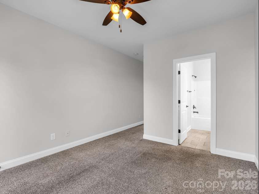 113 Deer Brook Drive, Shelby, NC 28150.  MLS# CAR4394416, YatesRealty ID 31101. 