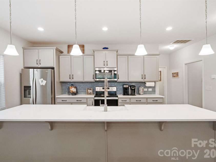 5532 Angus Drive, Midland, NC 28107.  MLS# CAR4391041, YatesRealty ID 31102. 