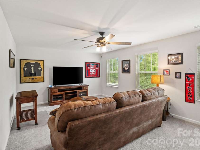 5532 Angus Drive, Midland, NC 28107.  MLS# CAR4391041, YatesRealty ID 31102. 