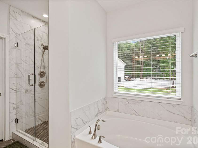 5532 Angus Drive, Midland, NC 28107.  MLS# CAR4391041, YatesRealty ID 31102. 