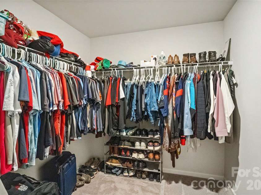5532 Angus Drive, Midland, NC 28107.  MLS# CAR4391041, YatesRealty ID 31102. 