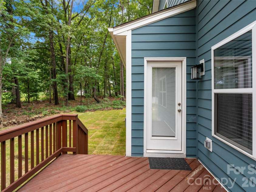 5532 Angus Drive, Midland, NC 28107.  MLS# CAR4391041, YatesRealty ID 31102. 