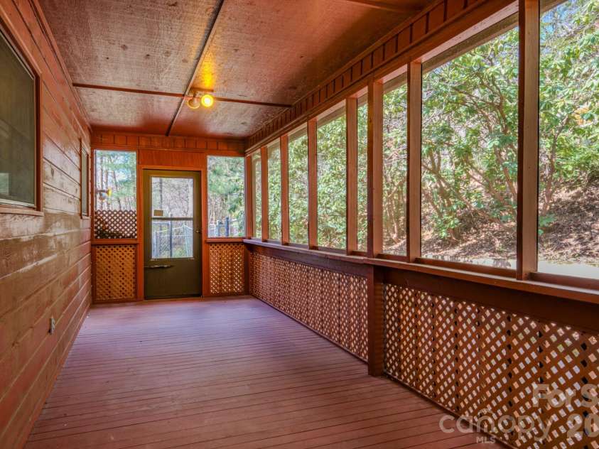 42 Camelfield Road, Weaverville, NC 28787.  MLS# CAR4368441, YatesRealty ID 31103. 