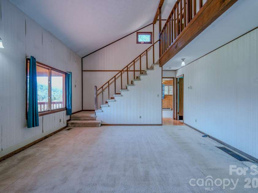 42 Camelfield Road, Weaverville, NC 28787.  MLS# CAR4368441, YatesRealty ID 31103. 