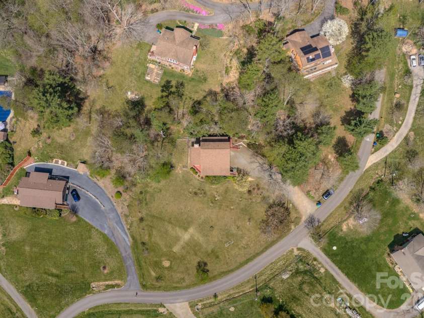42 Camelfield Road, Weaverville, NC 28787.  MLS# CAR4368441, YatesRealty ID 31103. 
