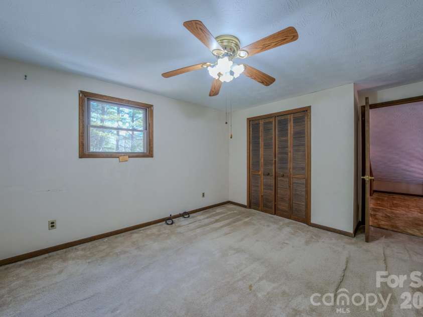 42 Camelfield Road, Weaverville, NC 28787.  MLS# CAR4368441, YatesRealty ID 31103. 