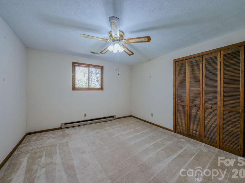 42 Camelfield Road, Weaverville, NC 28787.  MLS# CAR4368441, YatesRealty ID 31103. 