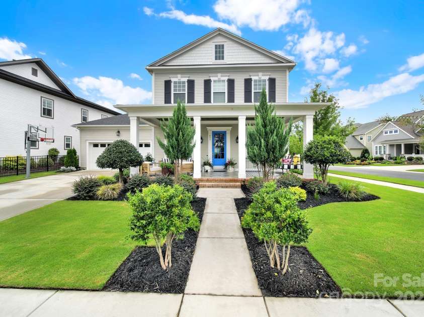 453 Rocking Chair Lane, Fort Mill, SC 29708.  MLS# CAR4288352, YatesRealty ID 31103. 